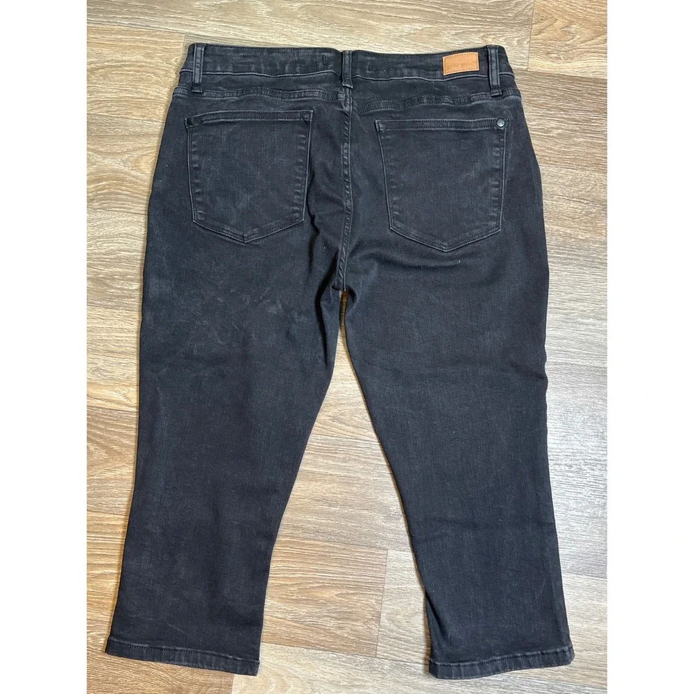 Judy Blue Capri Fit Black Denim Jeans Stretch Cropped Pants Minimalist Sz 15/32